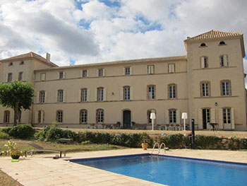 Medaljregn över Château de Caraguilhes